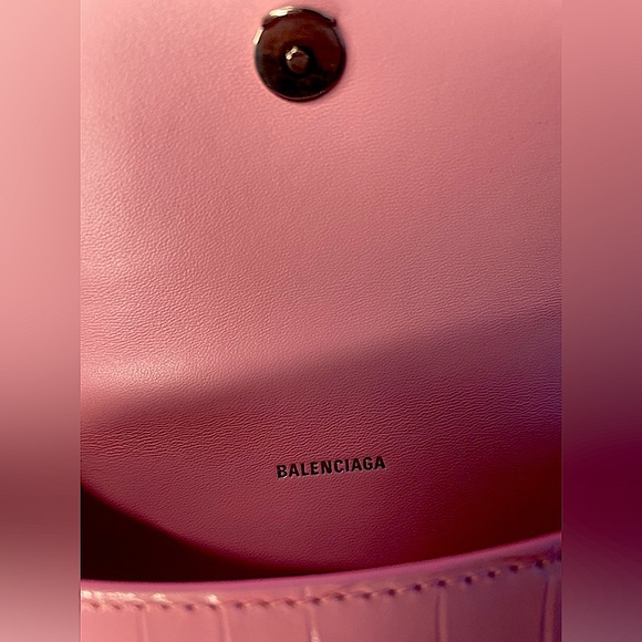 *AUTHENTIC* BALENCIAGA
HOURGLASS | XS | HANDBAG CROCODILE EMBOSSED | PINK - Picture 8 of 11